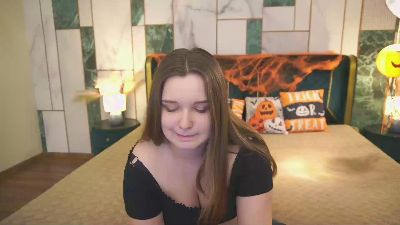 MagicPeachh live cam on Cam4