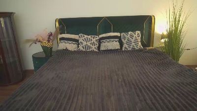 MagicPeachh live cam on Cam4