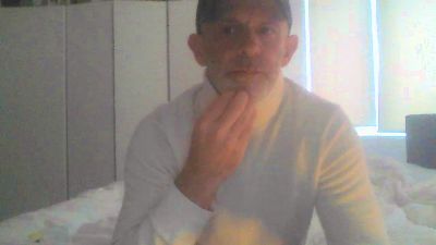 Magicmikeldn live cam on Cam4
