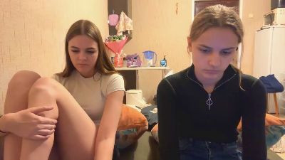 MagnoliaTonn live cam on Cam4