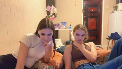 MagnoliaTonn live cam on Cam4