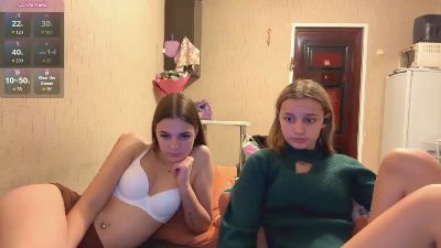 MagnoliaTonn live cam on Cam4