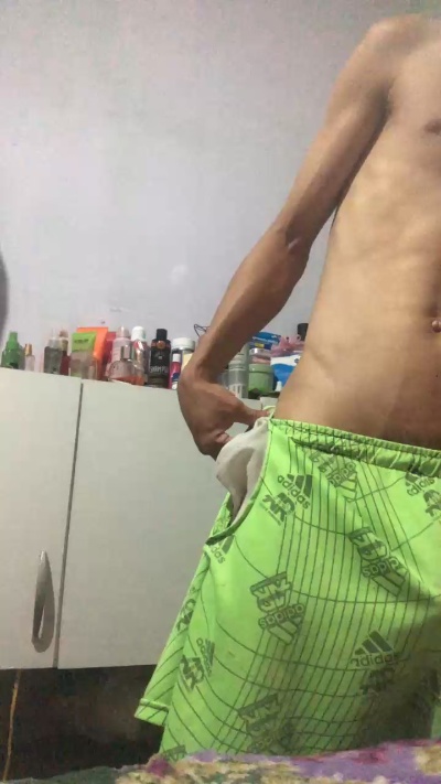 Magrelo0006 live cam on Cam4