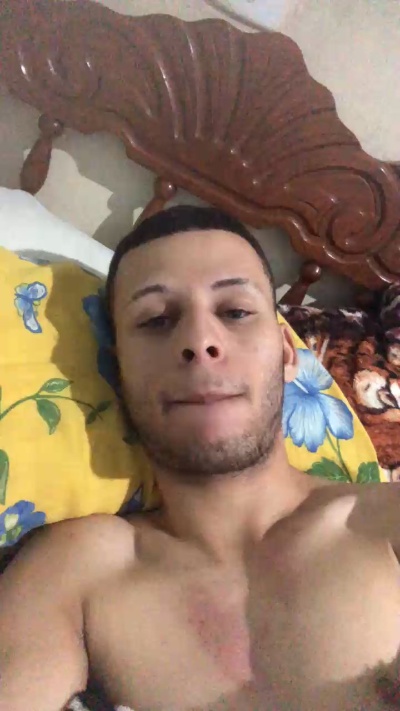Magrelo0006 live cam on Cam4