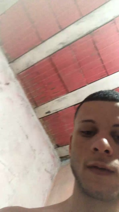 Magrelo0006 live cam on Cam4