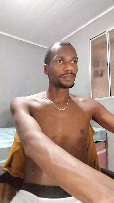 MagrinhoBa21 live cam on Cam4