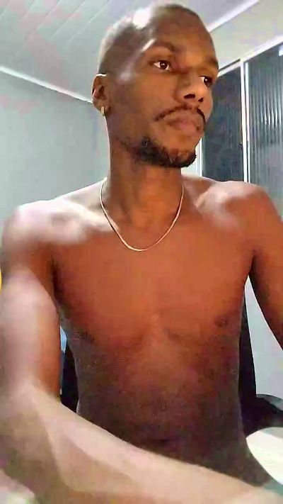 MagrinhoBa21 live cam on Cam4
