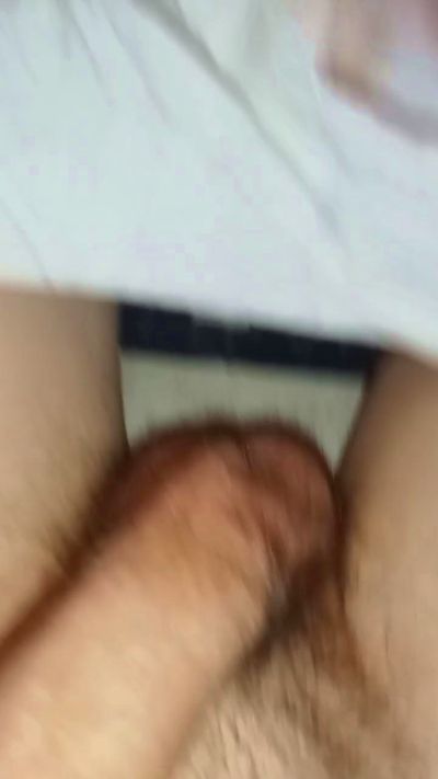Magrinho_1969 live cam on Cam4