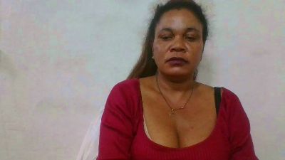 Mahatsara live cam on Cam4