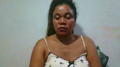 Mahatsara live cam on Cam4