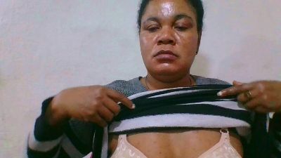 Mahatsara live cam on Cam4
