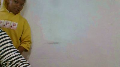 Mahatsara live cam on Cam4