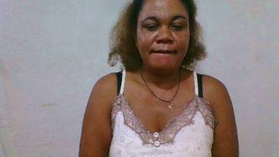 Mahatsara live cam on Cam4
