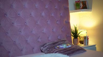MaiaMini live cam on Cam4
