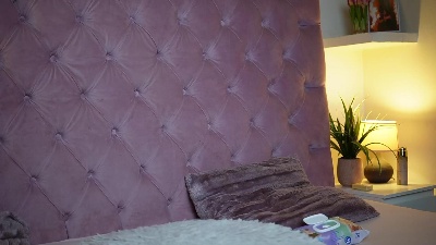 MaiaMini live cam on Cam4