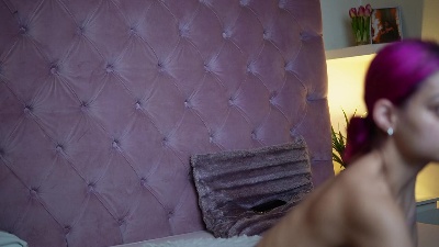 MaiaMini live cam on Cam4
