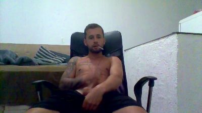 Maickysurf live cam on Cam4