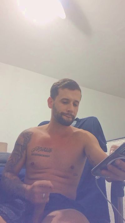 Maickysurf live cam on Cam4