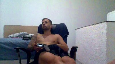Maickysurf live cam on Cam4