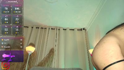 Maii_luna live cam on Cam4