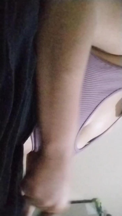 Maiilu24 live cam on Cam4