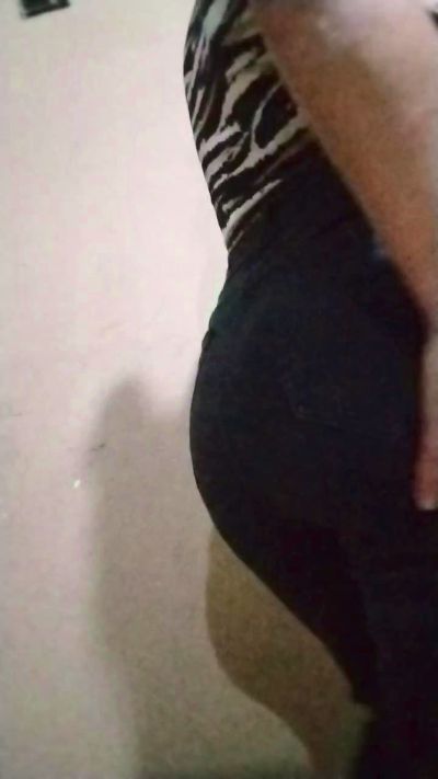 Maiilu24 live cam on Cam4