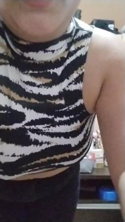 Maiilu24 live cam on Cam4
