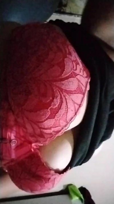 Maiilu24 live cam on Cam4