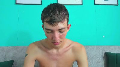 Maikol_Ortiz live cam on Cam4