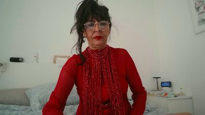 MaitresseElsa live cam on Cam4