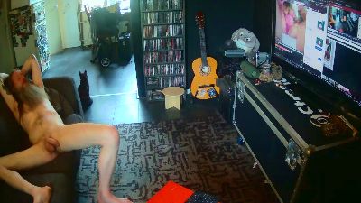 Make_me_hard_ live cam on Cam4