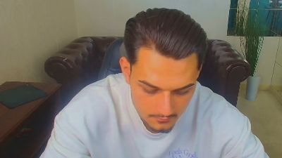 MalakaiFrost live cam on Cam4