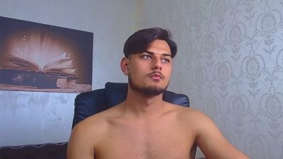 MalakaiFrost live cam on Cam4