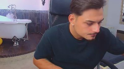 MalakaiFrost live cam on Cam4
