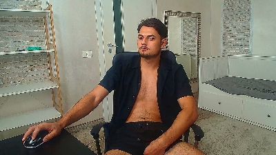 MalakaiFrost live cam on Cam4