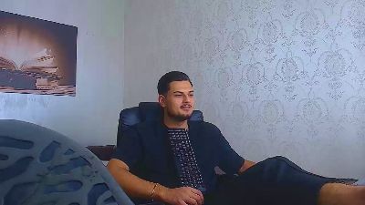 MalakaiFrost live cam on Cam4