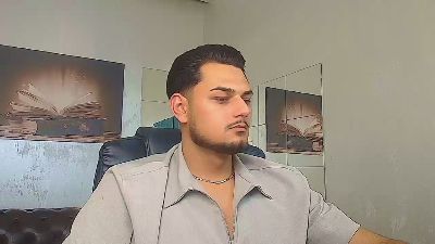 MalakaiFrost live cam on Cam4