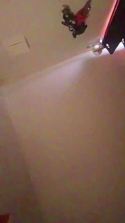 Maldixx69 live cam on Cam4