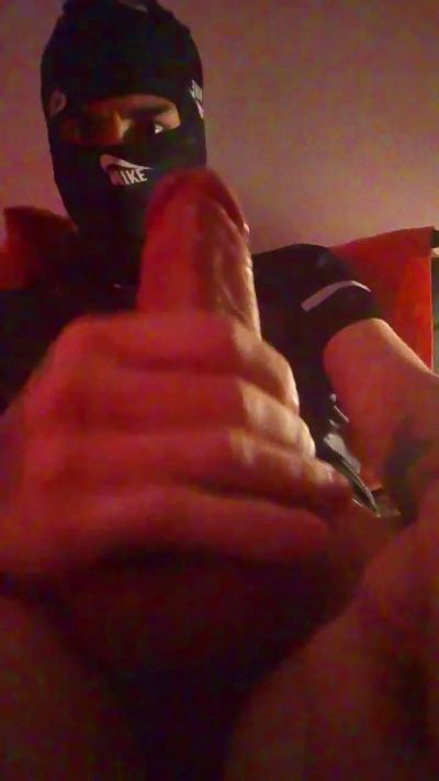Maldixx69 live cam on Cam4
