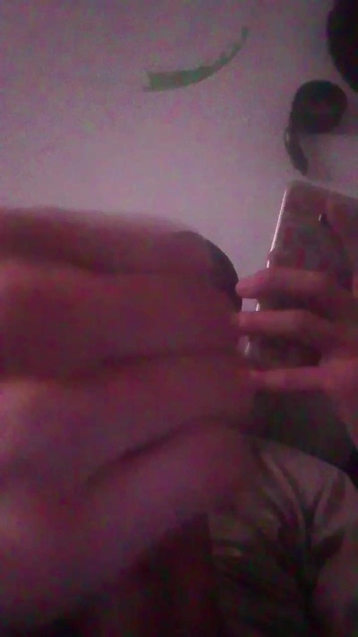 Maldixx69 live cam on Cam4