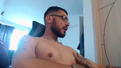 Malek_Xarx live cam on Cam4
