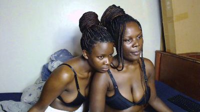 Malia_latifa live cam on Cam4