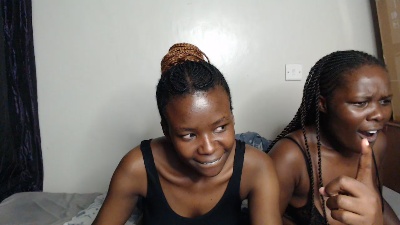 Malia_latifa live cam on Cam4