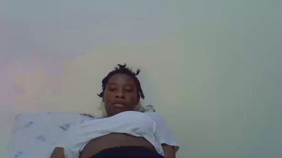 Maliiya live cam on Cam4
