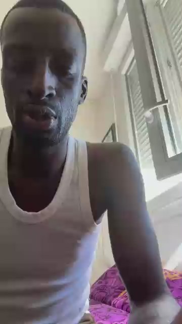Malik75Cooper live cam on Cam4