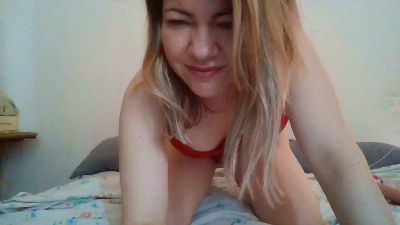 Malika025 live cam on Cam4