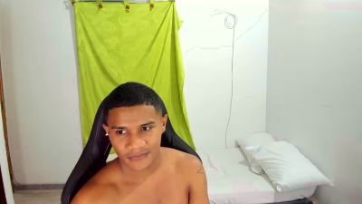 Malone3lg live cam on Cam4