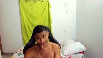 Malone3lg live cam on Cam4