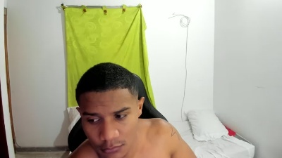 Malone3lg live cam on Cam4