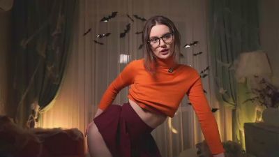 MalvinaWeglage live cam on Cam4